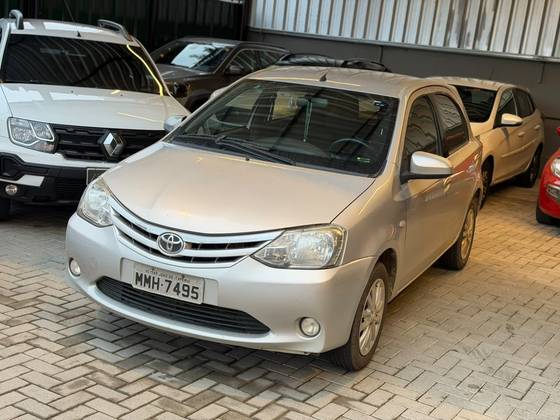 TOYOTA ETIOS 1.5 XLS 16V FLEX 4P MANUAL