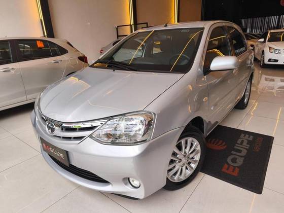 TOYOTA ETIOS 1.5 XLS 16V FLEX 4P MANUAL