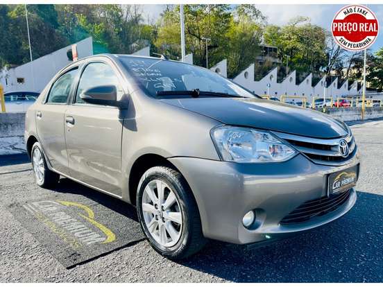 TOYOTA-ETIOS-1.5 XLS SEDAN 16V FLEX 4P AUTOMÁTICO TOYOTA-ETIOS-2016