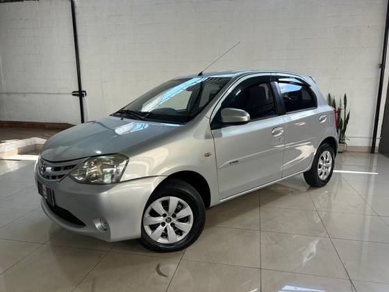 TOYOTA ETIOS 1.5 XS 16V FLEX 4P MANUAL