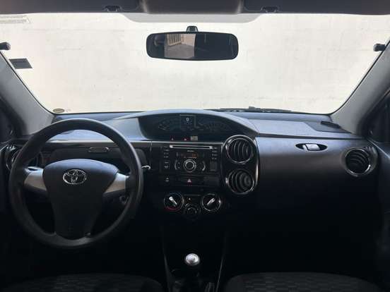 TOYOTA-ETIOS-2014