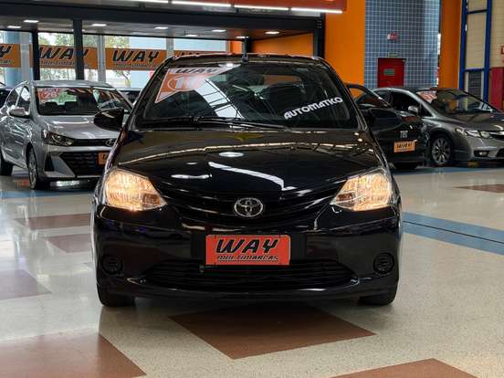 TOYOTA-ETIOS-2016