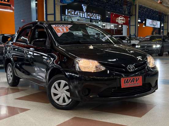 TOYOTA-ETIOS-2016