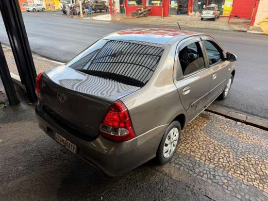 TOYOTA-ETIOS-1.5 XS SEDAN 16V FLEX 4P MANUAL TOYOTA-ETIOS-2017