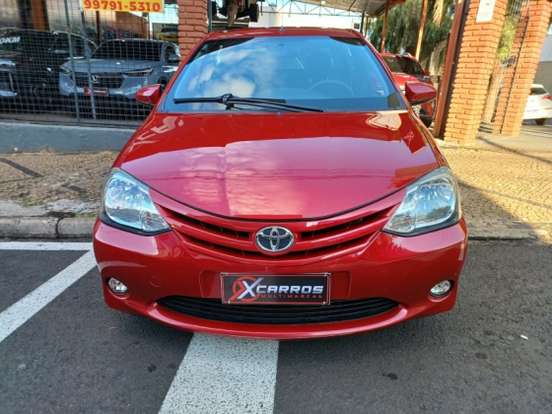 TOYOTA-ETIOS-2013