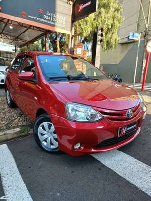 TOYOTA-ETIOS-2013