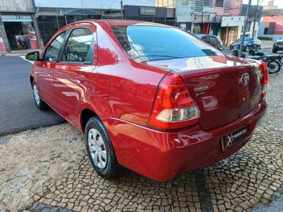 TOYOTA-ETIOS-1.5 XS SEDAN 16V FLEX 4P MANUAL TOYOTA-ETIOS-2013