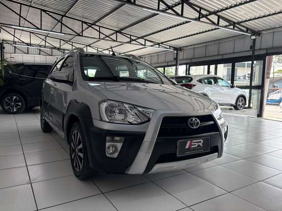 TOYOTA-ETIOS CROSS-1.5 16V FLEX 4P AUTOMÁTICO TOYOTA-ETIOS CROSS-2016