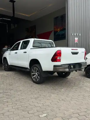 TOYOTA-HILUX-2.8 D-4D TURBO DIESEL CD POWER PACK 4X4 MANUAL TOYOTA-HILUX-2022