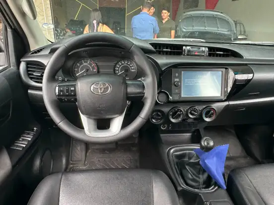 TOYOTA-HILUX-2.8 D-4D TURBO DIESEL CD POWER PACK 4X4 MANUAL TOYOTA-HILUX-2022
