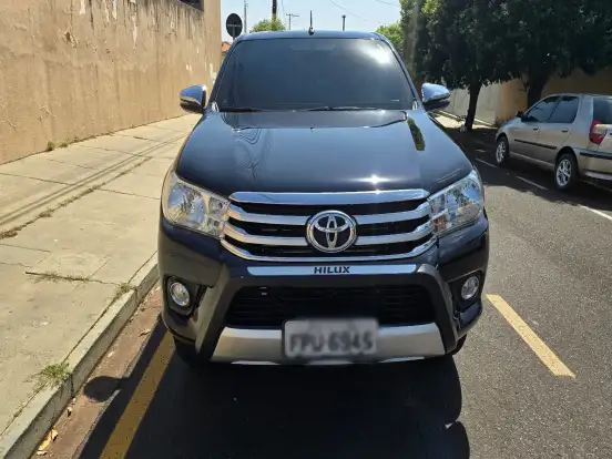 TOYOTA-HILUX-2.8 SRV 4X4 CD 16V DIESEL 4P AUTOMÁTICO TOYOTA-HILUX-2018