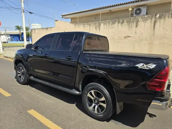 TOYOTA-HILUX-2.8 SRV 4X4 CD 16V DIESEL 4P AUTOMÁTICO TOYOTA-HILUX-2018