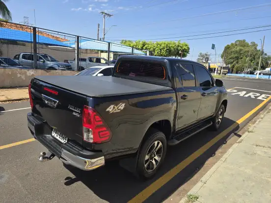 TOYOTA-HILUX-2.8 SRV 4X4 CD 16V DIESEL 4P AUTOMÁTICO TOYOTA-HILUX-2018