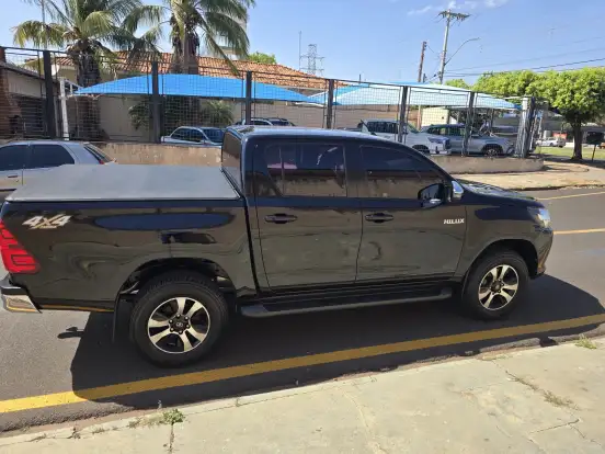 TOYOTA-HILUX-2.8 SRV 4X4 CD 16V DIESEL 4P AUTOMÁTICO TOYOTA-HILUX-2018