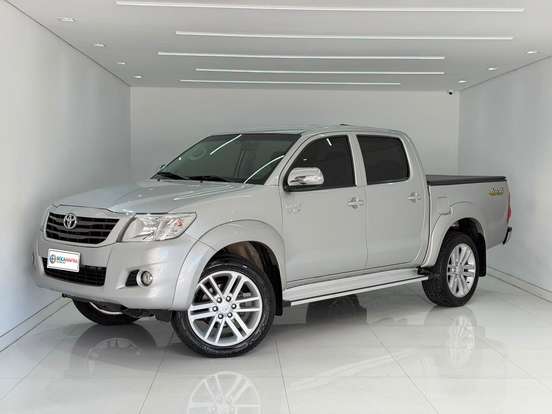 TOYOTA-HILUX-2013