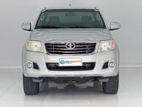 TOYOTA-HILUX-2013