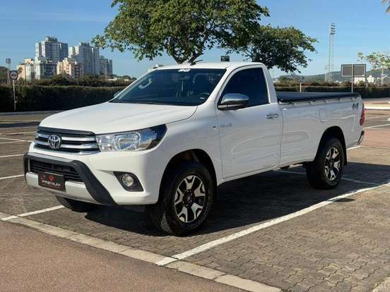 TOYOTA-HILUX-2.8 D-4D TURBO DIESEL CD CONQUEST 4X4 AUTOMÁTICO TOYOTA-HILUX-2023