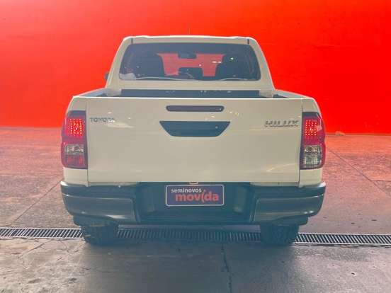TOYOTA-HILUX-2.8 D-4D TURBO DIESEL CD POWER PACK 4X4 AUTOMÁTICO TOYOTA-HILUX-2024