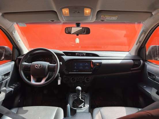 TOYOTA-HILUX-2.8 D-4D TURBO DIESEL CD POWER PACK 4X4 AUTOMÁTICO TOYOTA-HILUX-2024
