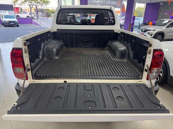 TOYOTA-HILUX-2.8 D-4D TURBO DIESEL CD POWER PACK 4X4 AUTOMÁTICO TOYOTA-HILUX-2024