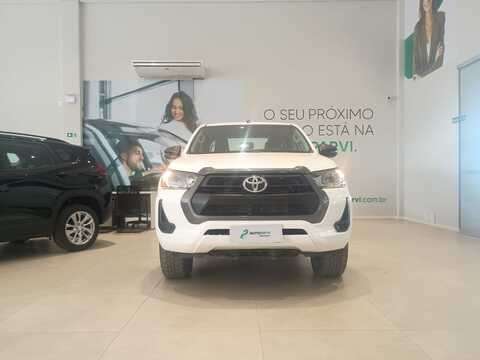 TOYOTA-HILUX-2024