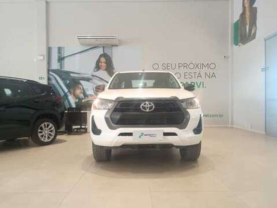 TOYOTA-HILUX-2.8 D-4D TURBO DIESEL CD POWER PACK 4X4 AUTOMÁTICO TOYOTA-HILUX-2024