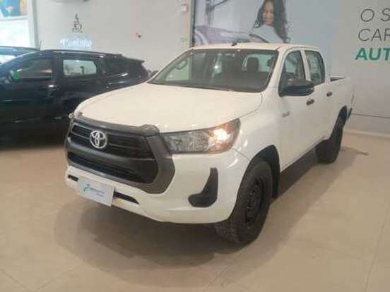 TOYOTA-HILUX-2.8 D-4D TURBO DIESEL CD POWER PACK 4X4 AUTOMÁTICO TOYOTA-HILUX-2024
