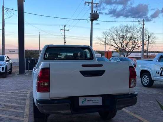 TOYOTA-HILUX-2.8 D-4D TURBO DIESEL CD POWER PACK 4X4 AUTOMÁTICO TOYOTA-HILUX-2024