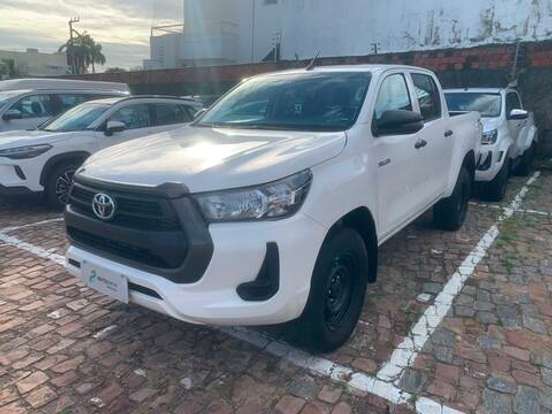 TOYOTA-HILUX-2.8 D-4D TURBO DIESEL CD POWER PACK 4X4 AUTOMÁTICO TOYOTA-HILUX-2024