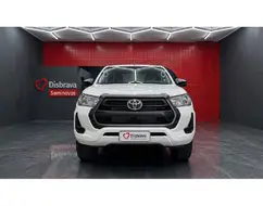 TOYOTA HILUX 2.8 D-4D TURBO DIESEL CD POWER PACK 4X4 MANUAL TOYOTA HILUX 2.8 D-4D TURBO DIESEL CD POWER PACK 4X4 MANUAL
