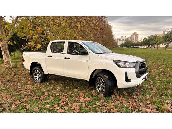 TOYOTA-HILUX-2.8 D-4D TURBO DIESEL CD POWER PACK 4X4 MANUAL TOYOTA-HILUX-2024