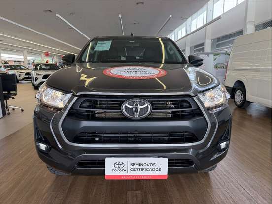 TOYOTA-HILUX-2.8 D-4D TURBO DIESEL CD SR 4X4 AUTOMÁTICO TOYOTA-HILUX-2024
