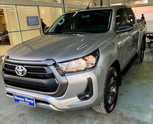 TOYOTA-HILUX-2024