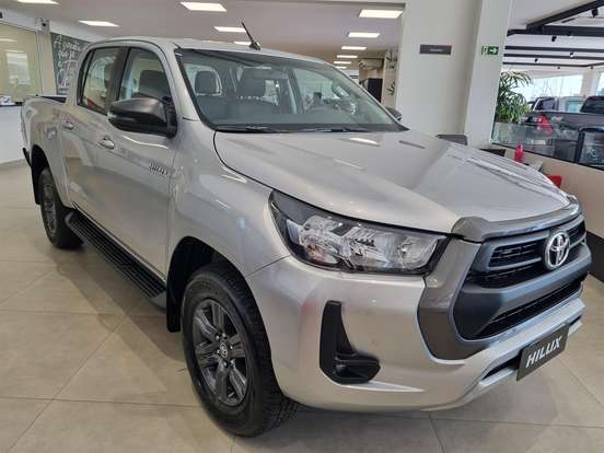 TOYOTA-HILUX-2026