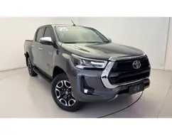 TOYOTA HILUX 2.8 D-4D TURBO DIESEL CD SRV 4X4 AUTOMÁTICO TOYOTA HILUX 2.8 D-4D TURBO DIESEL CD SRV 4X4 AUTOMÁTICO