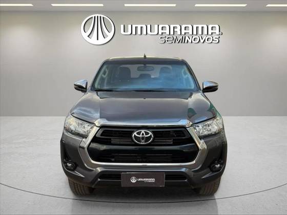 TOYOTA HILUX 2.8 D-4D TURBO DIESEL CD SRV 4X4 AUTOMÁTICO