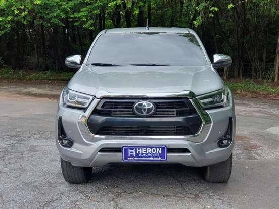 TOYOTA-HILUX-2.8 D-4D TURBO DIESEL CD SRX 4X4 AUTOMÁTICO TOYOTA-HILUX-2021