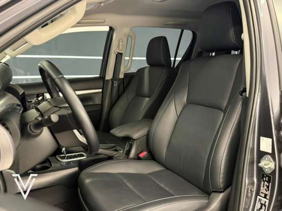 TOYOTA-HILUX-2025