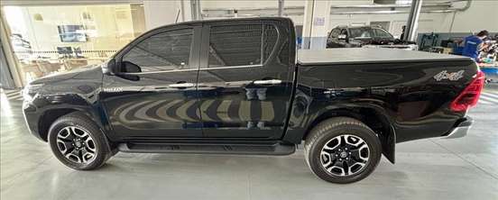 TOYOTA-HILUX-2025