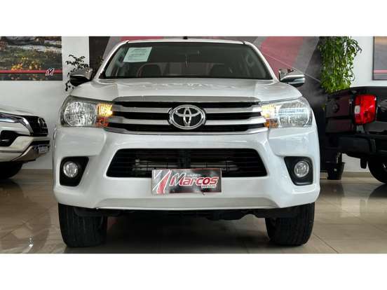 TOYOTA-HILUX-2.8 SRV 4X4 CD 16V DIESEL 4P AUTOMÁTICO TOYOTA-HILUX-2018
