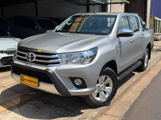 TOYOTA HILUX 2.8 SRV 4X4 CD 16V DIESEL 4P AUTOMÁTICO