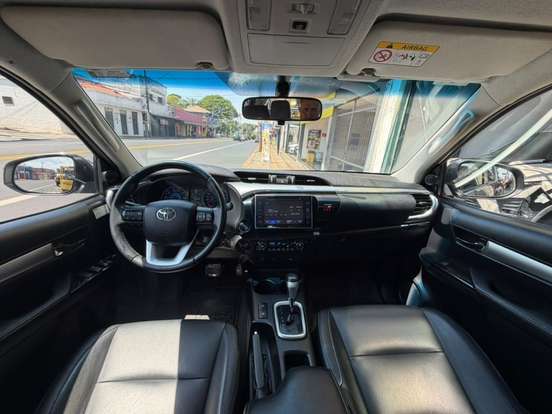 TOYOTA-HILUX-2.8 SRV 4X4 CD 16V DIESEL 4P AUTOMÁTICO TOYOTA-HILUX-2018