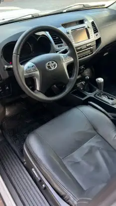 TOYOTA-HILUX-3.0 SRV 4X4 CD 16V TURBO INTERCOOLER DIESEL 4P AUTOMÁTICO TOYOTA-HILUX-2014