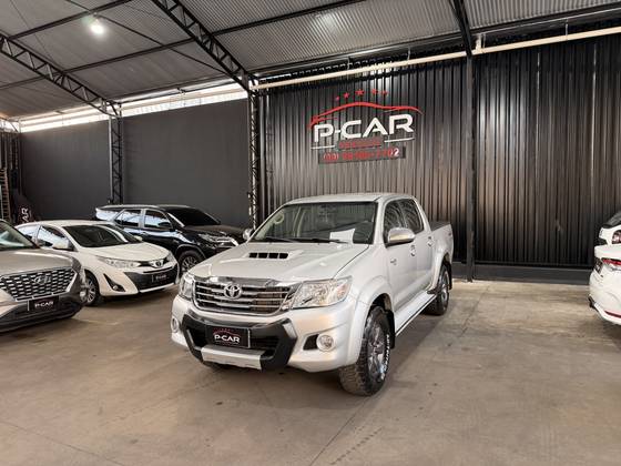 TOYOTA HILUX 3.0 SRV 4X4 CD 16V TURBO INTERCOOLER DIESEL 4P AUTOMÁTICO