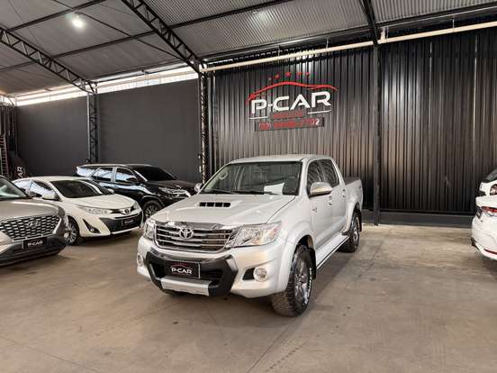 TOYOTA-HILUX-3.0 SRV 4X4 CD 16V TURBO INTERCOOLER DIESEL 4P AUTOMÁTICO TOYOTA-HILUX-2011