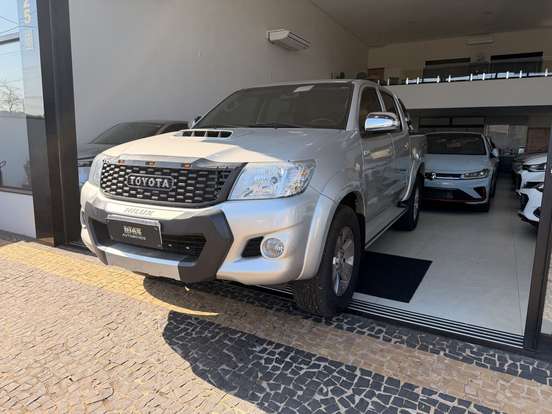 TOYOTA-HILUX-3.0 SRV 4X4 CD 16V TURBO INTERCOOLER DIESEL 4P MANUAL TOYOTA-HILUX-2012