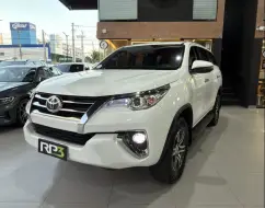 TOYOTA HILUX SW4 2.7 SRV 7 LUGARES 4X2 16V FLEX 4P AUTOMÁTICO TOYOTA HILUX SW4 2.7 SRV 7 LUGARES 4X2 16V FLEX 4P AUTOMÁTICO