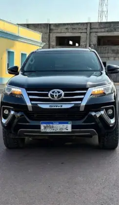 TOYOTA HILUX SW4 2.8 SRX 4X4 16V TURBO INTERCOOLER DIESEL 4P AUTOMÁTICO