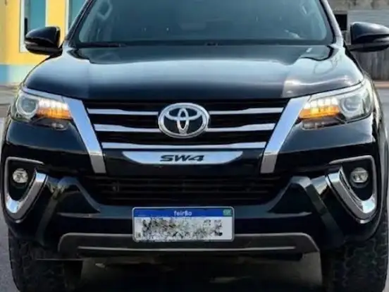 TOYOTA-HILUX SW4-2.8 SRX 4X4 16V TURBO INTERCOOLER DIESEL 4P AUTOMÁTICO TOYOTA-HILUX SW4-2019