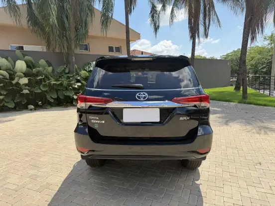 TOYOTA-HILUX SW4-2018